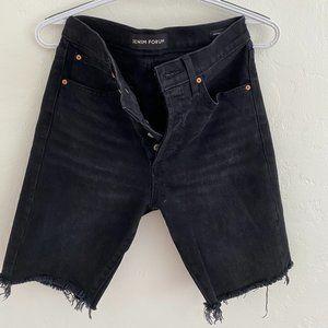 Aritzia Shorts - Yoko Bermuda Short- 27